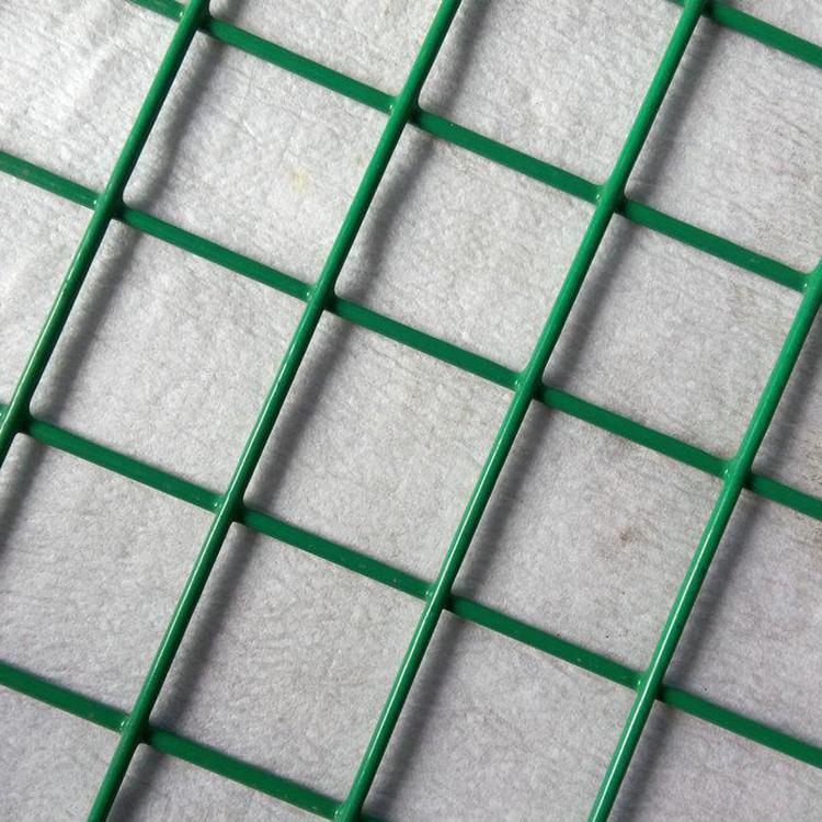 镀锌电焊网的表面喷塑防腐处理