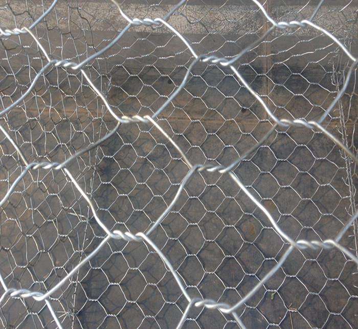 石笼网为何要设计成蜂巢六角形网孔