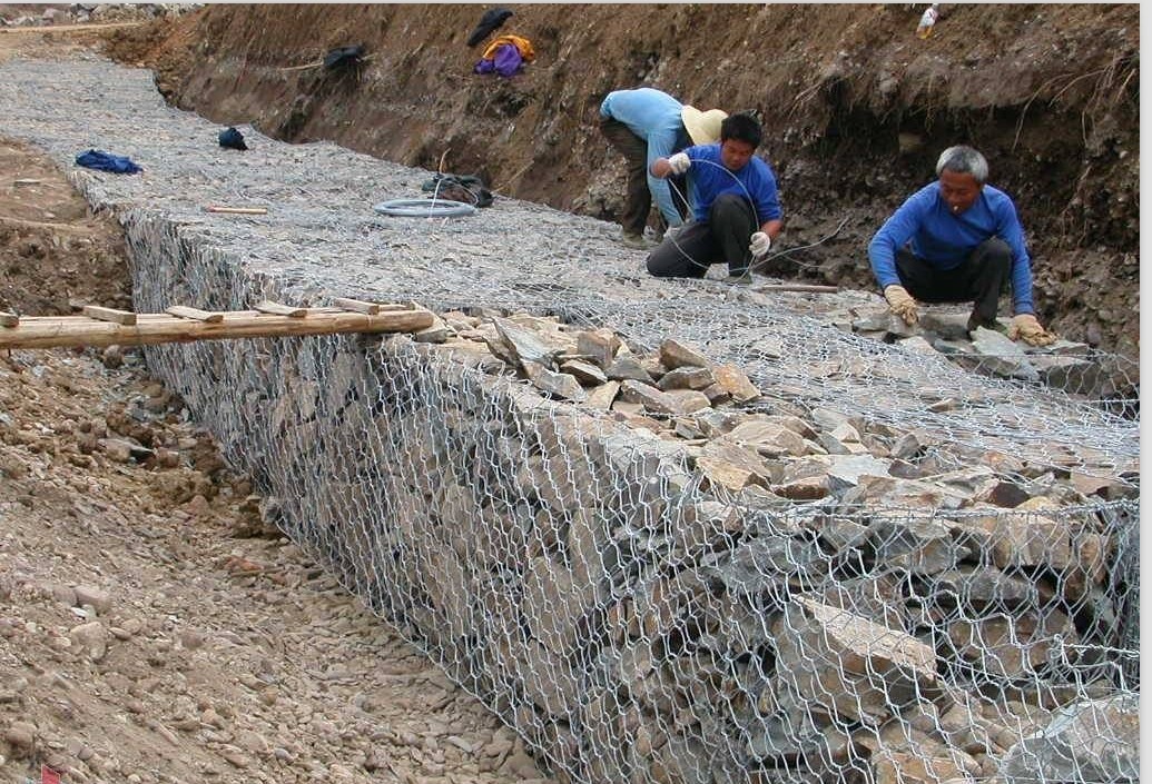 石笼网作为河道防护中的应有优势