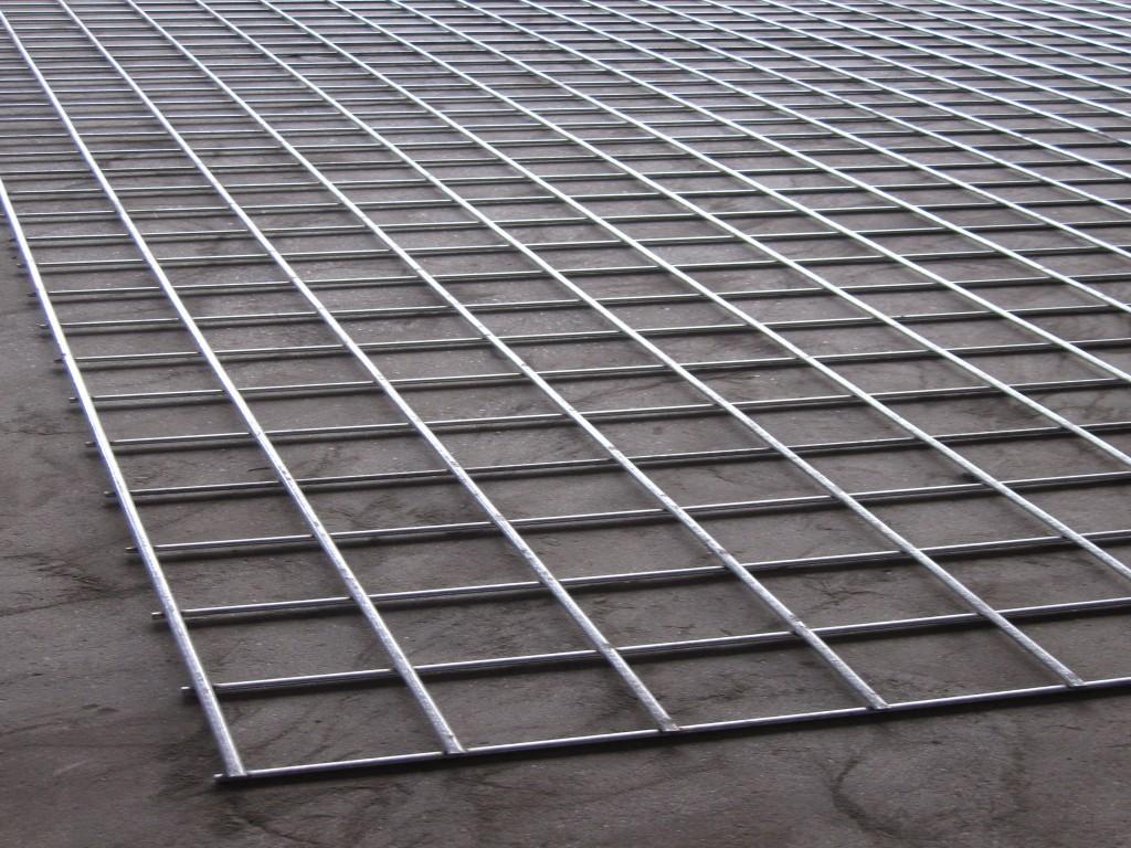电焊钢筋网片和的电焊建筑网片的区别